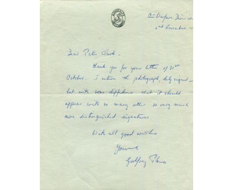 VICTORIA CROSS: Small selection of signed cards (2), A.L.S. (1) and a signed booklet by two Victoria Cross winners of World W