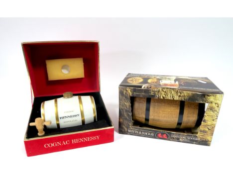 Spirits - Hennessy Napoleon Cognac Bernardaud Limoges Barrel, 1980's, 68cl, 40% Vol., with barrel stopper in red and gold pre