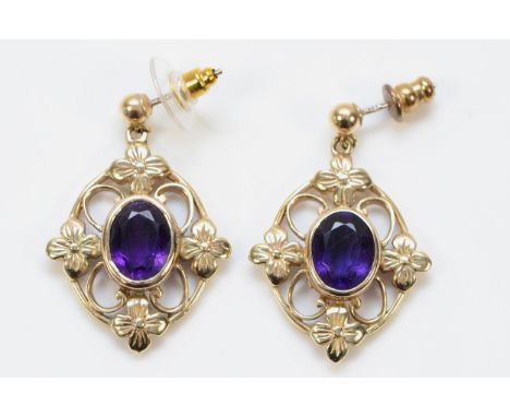 A pair of 9ct gold amethyst drop earrings, 25mm drop, 8g