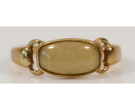 A 9ct gold jade dress ring, M 1/2, 1.7g
