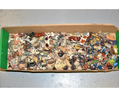 Lot of hollow lead figures and animals by Britains, Hilco, Crescent, etc,  consisting of farm and civilian people (50+), and 