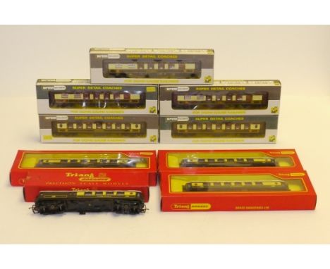 Wrenn and Tri-ang Hornby 00 Gauge Pullman Cars, Wrenn W6002 'Aries', W6001A ' Car No 87', W6002H 'Hazel', W6001 Car No 73 and