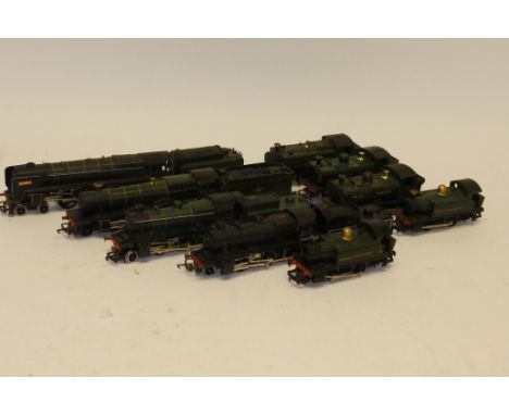 Triang/Hornby OO Gauge Steam Locomotives, including 'Britannia' and tender, 'Albert Hall' and tender, green and black Ivatt 2