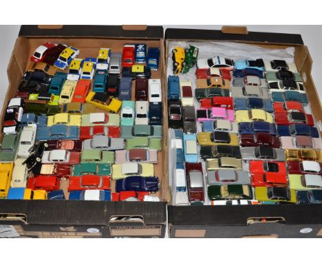 Unboxed Die-Cast Vehicles, A collection of 1:43 scale Vanguard models of vintage private and commercial vehicles, G (100+) in