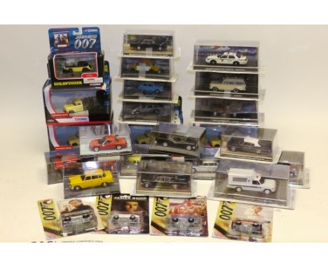 James Bond Models, A collection of packaged and boxed models, 1:43 scale and smaller including examples by Corgi, G-E, Boxes 