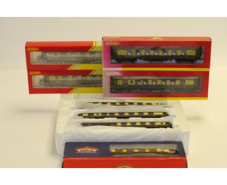 Hornby (China) and Bachmann 00 Gauge Pullman coaches with lights, Hornby R1024 Queen of Plover Pullman Cars, Rosamond, Car No