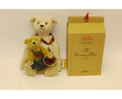 Steiff Teddy Bears, A limited edition 150th anniversary Margarete Steiff (3869/39990, with a tag and certificate 15in high, t