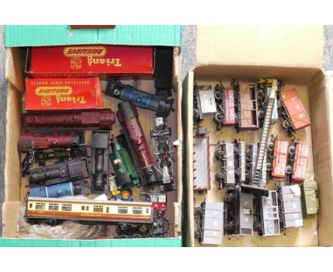 Tri-ang 00 Gauge R150 BR black B12 Locomotive and Tender and various other spares, B12, in original boxes, G-VG, boxes F-G, u