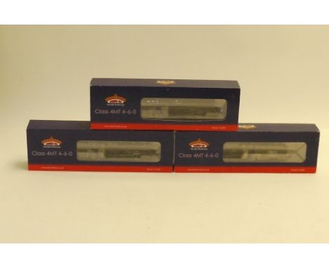 Bachmann 00 Gauge BR Class 4MT 4-6-0 Locomotives and Tenders, 31-116 green '75069', 31-117DC black 75074 and 31-118 75033, al