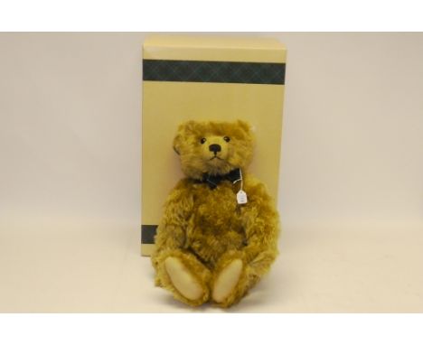 Steiff Henderson Bear Blond 55, Limited edition for Teddy Bears of Witney Henderson, (1670/2000) with golden mohair, growler 