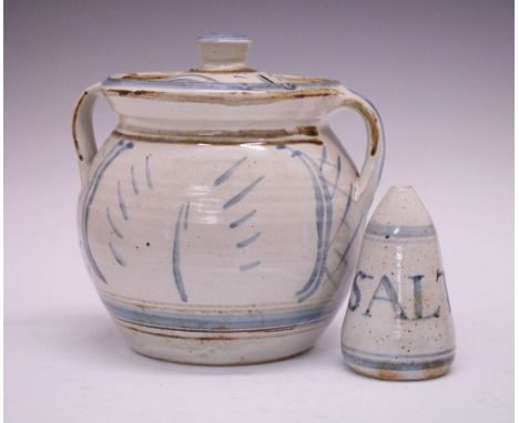 Seth Cardew (1934-2016) - Wenford Bridge Pottery, Cornwall - Studio pottery 'Bean Pot' of typical two-handled cauldron form w