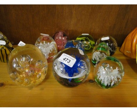 Caithness bubble glass paperweight, Alum Bay and Selkirk paperweights, etc., (9).