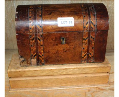 A 19TH CENTURY TUNBRIDGE BANDED DOMED TOPPED CADDY together with a plain oak rectangular box 