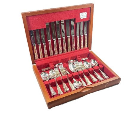 An Ensee Ltd canteen of silver plated King’s pattern cutlery complete for six settings. 