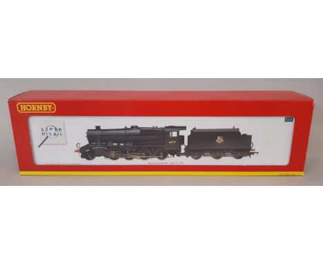 00 gauge Hornby 2-8-0 locomotive and tender R2395A Class 8F no 48062 with weathered finish, boxed with original packaging