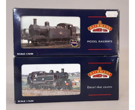 Two 00 gauge locomotives by Bachmann Branchline comprising 31-454 Ivatt tank 2-6-2 locomotive no 41286 (weathered) and 32-229