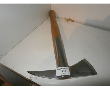 Presentation fireman's axe