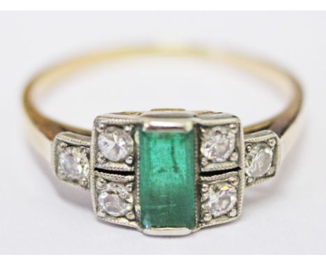 An Art Deco emerald and diamond ring, gross wt. 2.4g, size M.