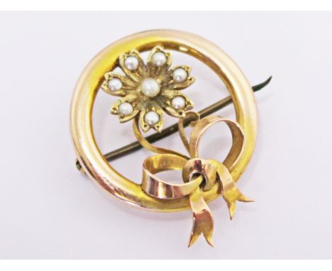 A 9ct gold seed pearl brooch, length 3cm, gross wt. 2.8g.