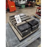 (2) CHICK QL6 QWIK-LOK PALLET VISES