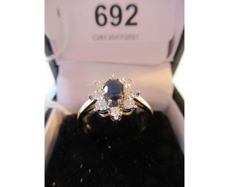 9ct Yellow gold oval sapphire and diamond cluster ring 