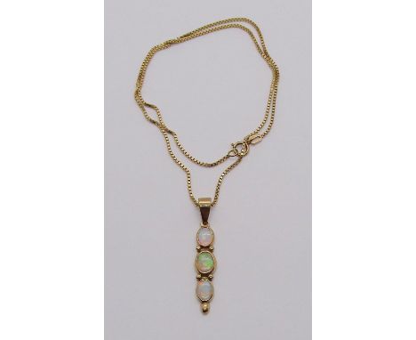 Vintage 9ct opal pendant necklace with beaded detail, 5.8g 