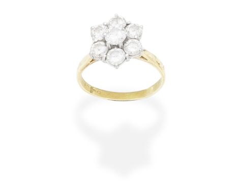 DIAMOND CLUSTER RINGSet with brilliant-cut diamonds, mounted in 18 carat gold, diamonds approx. 1.20cts total, London hallmar