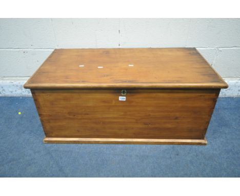 A VINTAGE PINE BLANKET CHEST, width 95cm x depth 49cm x height 40cm (condition report: marks, scuffs, discolouration, other w