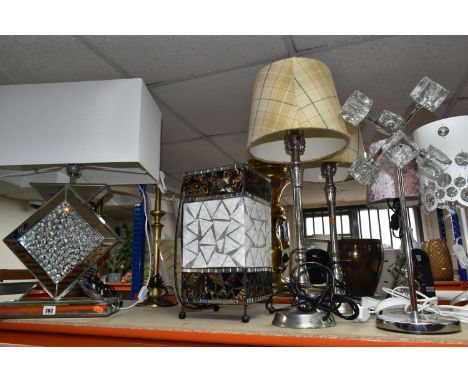 A GROUP OF MODERN LAMPS, to include two tall floor standing lamps, height of tallest 148.5cm, one of these has three matching
