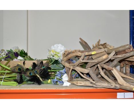A GROUP OF LARGE ORNAMENTS AND ARTIFICIAL FLOWERS to include a seagrass lion, a trio of driftwood sculpted donkey wall plaque