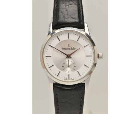 A GENTS 'DREYFUS &amp; CO' WRISTWATCH, round silver and white tone dial signed 'Dreyfus &amp; Co, Hand Made Switzerland', Bat