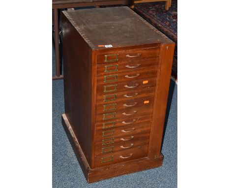 A MULTI STORAGE MAHOGANY SET OF DRAWS WITH GEMSTONES AND NATURAL SPECIMENS, twelve draw storage cabinet to include rough and 