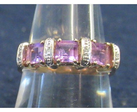 9ct gold amethyst and diamond ring. 2.7g. Ring size N 1/2. (B.P. 21% + VAT)&nbsp;No obvious damage.