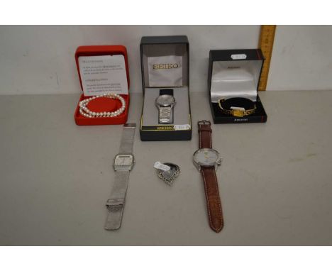 Mixed Lot: Various assorted wristwatches, a cultured pearl necklace, sterling silver brooch etc
