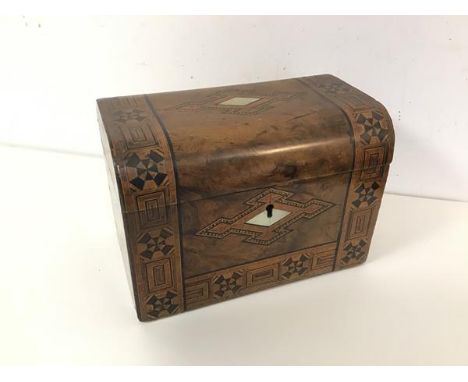 A 19thc walnut and parquetry tea caddy, the fitted interior with two fabric lined recesses, both with lids (13cm x 18cm x 11c