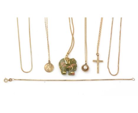 A selection of 9ct gold chains, pendants include crusifix, St Christopher medal, cultured pearl, and others, 20.3g gross (exc