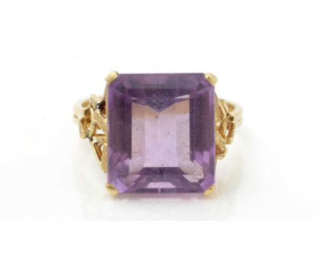 An amethyst ring, in 18ct yellow gold mount and shank, ring size Q, 6.0g gross.