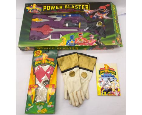 Bandai, Power Rangers collectibles group including: Power Rangers Power Blaster 5 Weapons in One, Mighty Morphin Power Ranger
