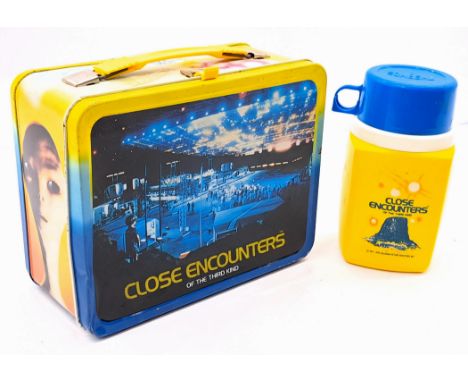 Thermos Close Encounters Of The Third Kind 1977 metal lunchbox, with plastic flask/thermos, dent to lid, scratches throughout