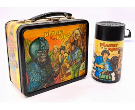 Aladdin Industries 1974 Planet Of The Apes metal lunch box, with clean plastic flask/thermos, scratches throughout and some s
