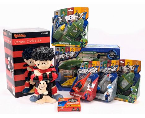 Thunderbirds group and other including: (1) Vivid Supersize Thunderbird 2 and 4; (2-3) Vivid Thunderbird 2 and 4; (4) Vivid T