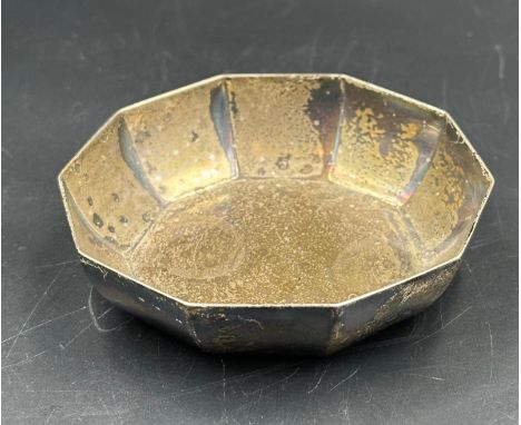 A small Garrard & Co Ltd pin dish, hallmarked for London 1958, marked to base Roche 1908 -1958 approximate weight 52g 