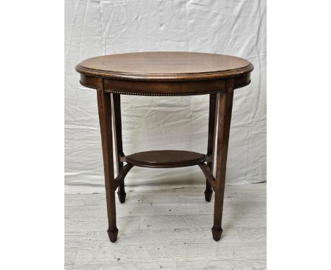 Occasional or lamp table, C.1900 oak. H.75 W.68 D.46cm. 