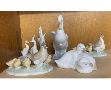 Selection of Nao animal figures includes Matching Chickens with 4 chicks, 3 Geese figures etc 
