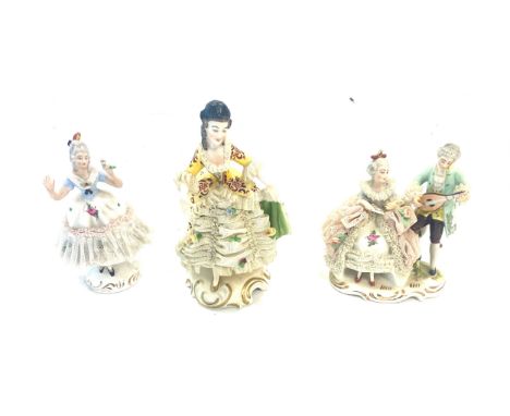 Vintage Dresden Lace porcelain figures, a/f 