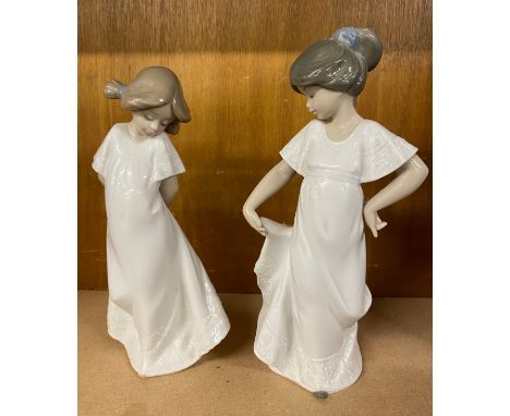 2 Vintage Nao figures includes "so shy" and " how pretty" tallest 9inches 