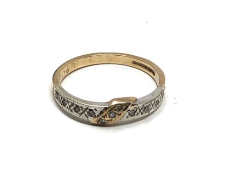 9ct Gold Diamond Band Ring (1.6g), ring size K 