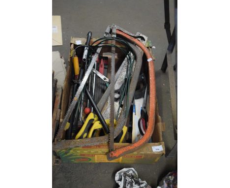 BOX OF MIXED TOOLS