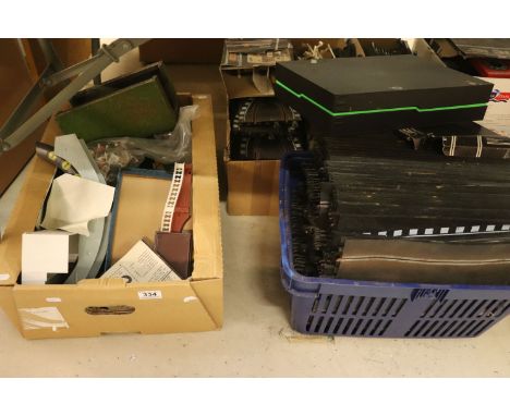 Quantity of Scalextric accessories to include slot car, tunnel and trackside items 