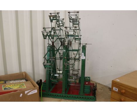Meccano - Super Leaflet Model Dual Ferris Wheel 